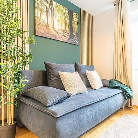 Charming 1Br, Steps From Reumannplatz U1 Apartment Vienna Exterior photo