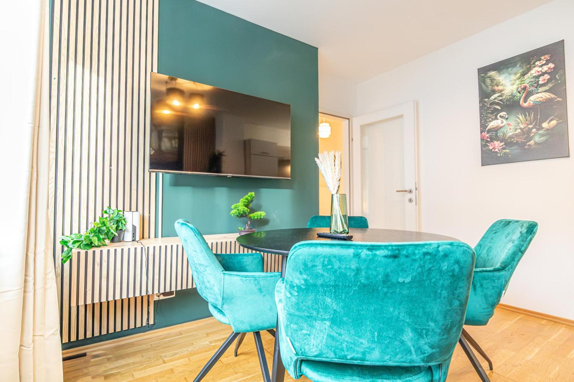 Charming 1br, Steps From Reumannplatz U1 Apartment