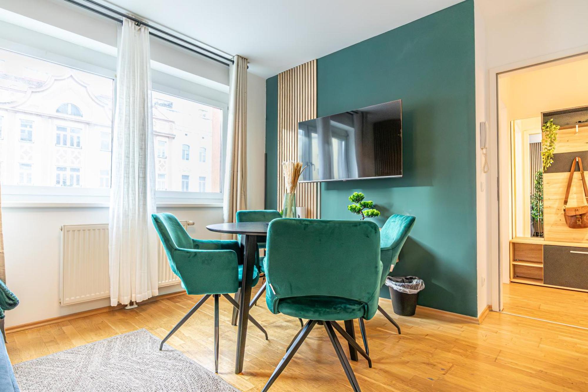 Charming 1br, Steps From Reumannplatz U1 * Vienna